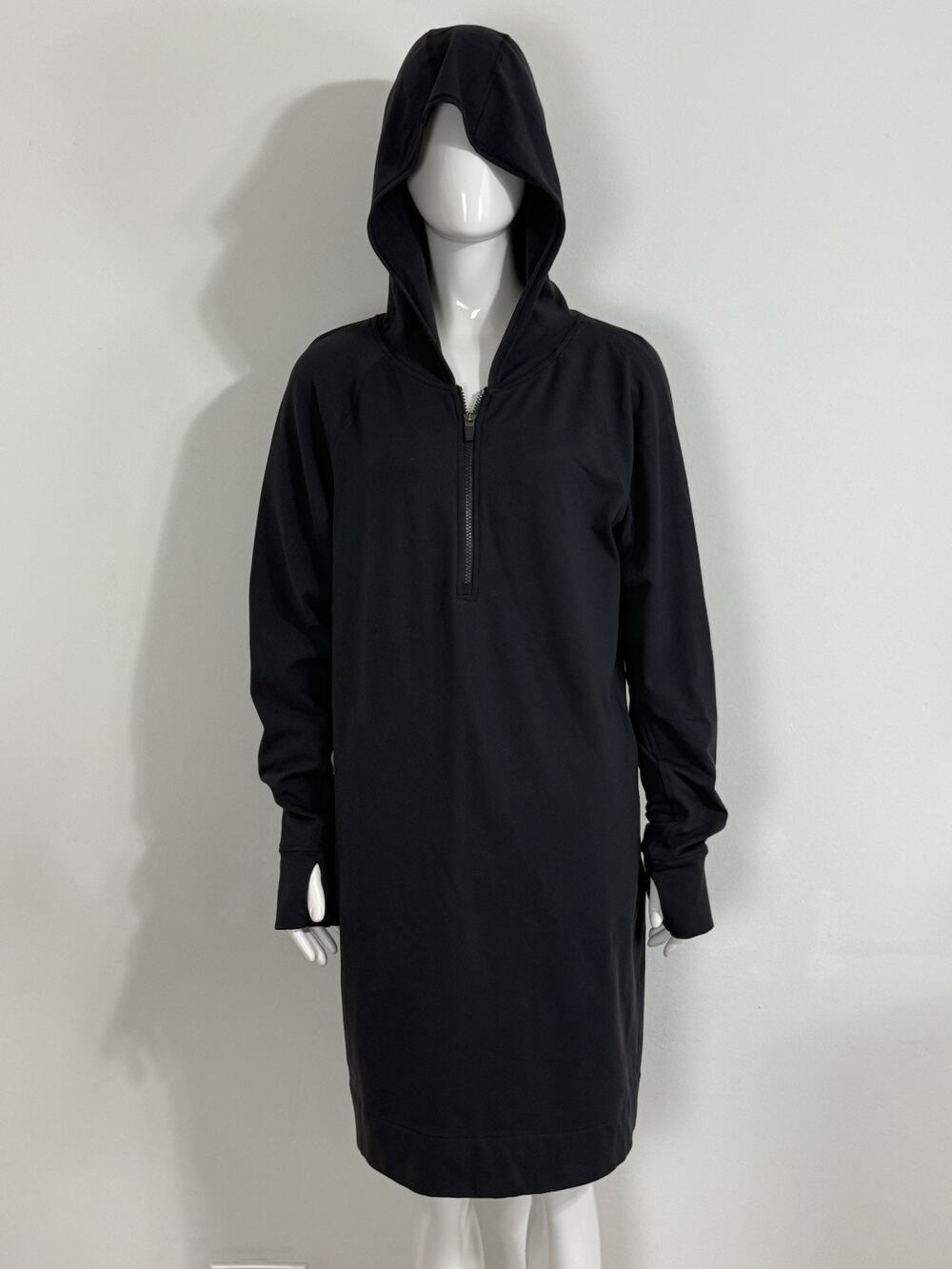 Duluth Trading Co Women’s L Gray Hooded Dress Half Zip Long Sleeve Thumbholes